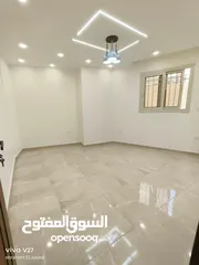  9 شقة ارضي 100 متر صافي  واجهه مدخل خاص منطقة ز غرفتين كبار 2حمام   