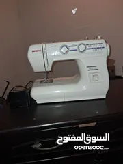  2 مكينة خياطه لون ابيض