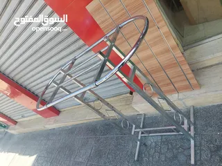  4 ستاند بيضوي