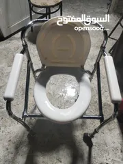  4 كرسي حمام طبي