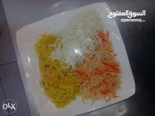  1 موجود طباخ يمني محترف معه بطاقه مقيم