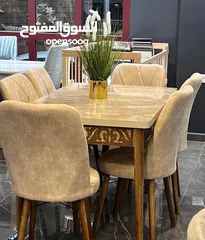  4 طاولة سفرة قابلة للتمدد   مطابقة تماما للصور المعروضة   القياسات طول مترين × عرض 1 متر   مع