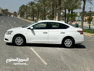  7 Nissan Sentra 2014 (White)