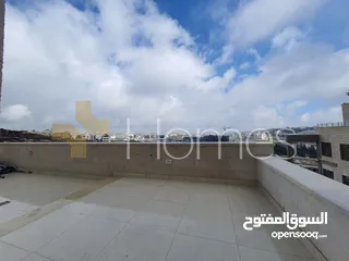  18 شقة دوبلكس طابقية مع مسبح للبيع في الظهير بمساحة بناء اجمالية 440م