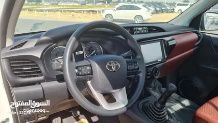  9 Toyota Hilux 2023 Diesel manual gear