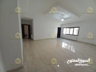  3 شقة فارغة للايجار في خلدا 200 متر
