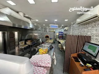  1 مطعم فطائر وشاورما للبيع