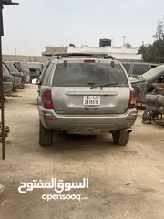  4 جيب كرستال 2004 V8-4.7