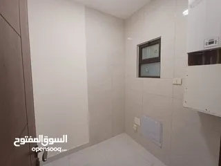  13 شقة فاخرة لم تسكن