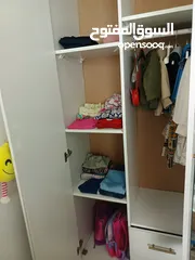  8 غرفه نوم اطفال للبيع  خزانه وسرير عدد 2 وكومودينا وتواليت وفراشات عدد2 وكفرات عدد2