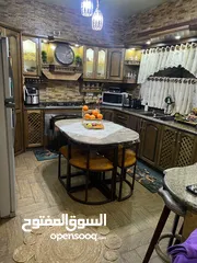  6 شقه سوبر ديلوكس في الجاردنز للبيع تستحق المشاهده بالقرب من سوق شاكر