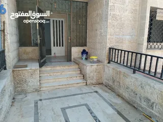  5 بيت للايجار في عرجان