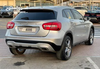  14 Mercedes GLA 250 2018