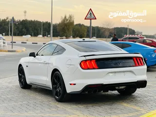  7 FORD MUSTANG GT