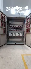  12 تجميع وصياتة لوحات التحكم الكهربائية ،العمل بمواصفات ومخططات هندسية