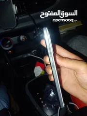  8 جهاز سامسونج جلاكسي A52 بحالة ممتازه