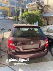  1 سكودا فابيا 2013 ماطور 1400  جير عادي اصل اجار السيارة تخلو من القص الطولي والعرضي بدي سليم
