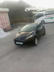  3 فورد فوكس  عدد الركاب 4