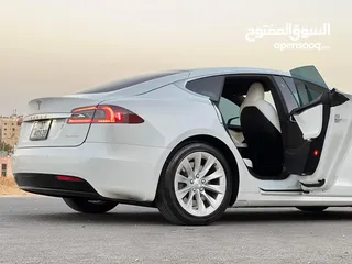  36 Tesla Model S Long Range Plus 2020 White interior