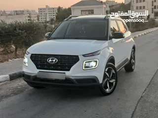  2 هونداي فينيو فل كامل اضافات مع فتحة سقف سيارة  دهان شركة وعداد أصلي 45000كم للبيع بسعر حرق ع الكاش