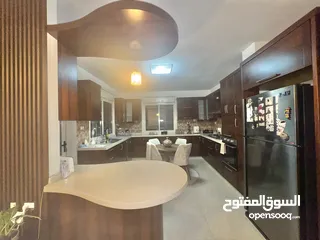  5 شقة للبيع قرب المقاطعة