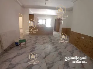 2 شقة / للايجار / 2نوم / ارضية مع حديقة / قرب مكه مول / خلدا