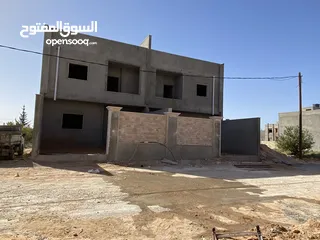  11 منزلين للبيع في طرابلس