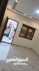  3 شقة لقطة للبيع