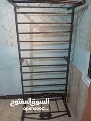  2 تخت حديد  مفرد للبيع