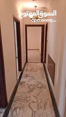  17 شقة فارغة للإيجار في دير غبار 250 م