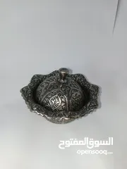  4 انتيكات  قديمة مستعمله  بحالة جيدة