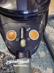  2 مكنسة fc6843 من شركة philips الشهيره مكسنه قويه وهادئه 1500W وقوة سحب 300W كحد اقصى