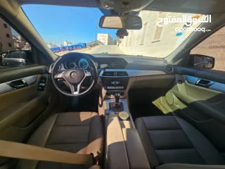  7 مرسيدس.  C200 فللللللللل مع. فتخه. بويه. شركه. بسعرررر حرق حرق