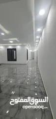  1 توجد شقة خدمية إدارية  للإيجار في طرابلس منطقة زناته جديده