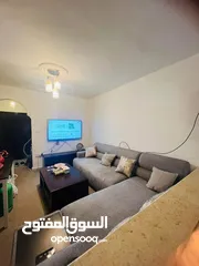  6 شقة مفروشه للبيع ابونصير بالقرب من كار فور  بسعر مغري