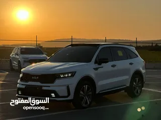  10 كايا سورينتو /2022 فل الفل  فتحة سقف بانوراما  4x4 ///240Hp بنزين + كهرباء  ( Haybrid) 1600cc
