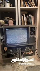  1 تلفزيون نادر جدا rare old antique television - rare peace قطعة نادرة جدا