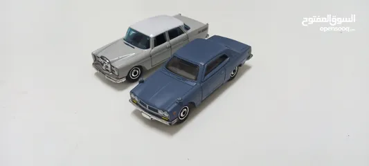  4 مجسمات سيارات معدنية حجم 1/64 مناظر للمكاتب