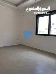  9 شقة أرضية فاخرة للبيع في الجندويل  - مقابل أسواق السلام 130م مع ترس 30م لم تسكن