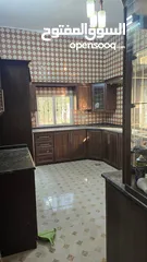  7 منزل للبيع