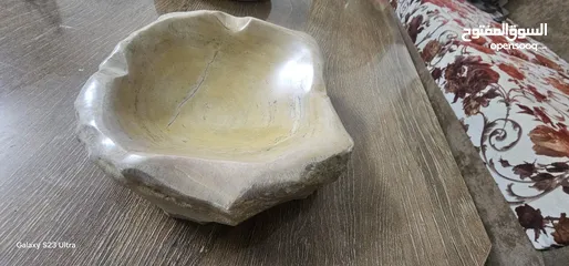  21 مغاسل حجر طبيعي