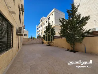  8 في أرقى مناطق طريق المطار شقة أرضية 200م داخلي_200م خارجي بسعر مميز / ref 9492