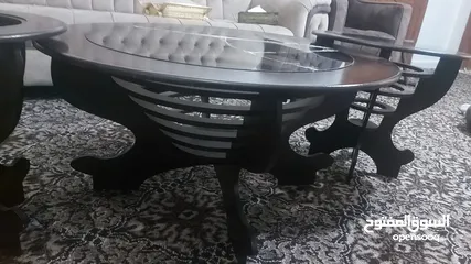  2 طاولات غرفة ضيافة خشب بحالة ممتازة مستعمل للبيع