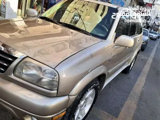  22 Suzuki Vitara XL7 2001