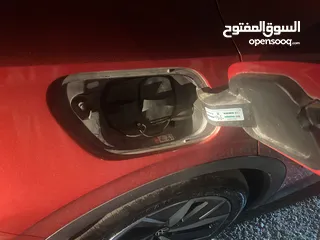  8 اي دي 4 كروز برو اعلى صنف فحص لون مميز استعمال طبيب