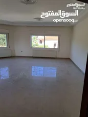  13 شقة فارغة - دابوق - 3نوم 1ماستر - 270م
