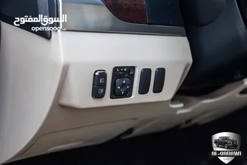  17 Mitsubishi Pajero 2017  السيارة وارد الشركة و بحالة ممتازة جدا