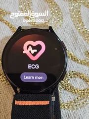  14 ساعة ذكيه من نوع سامسونج جالكسي ووتش 5  بحاله ممتازه مع الشاحنgalaxy watch 5