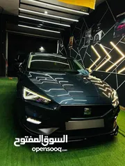  5 سيات اليون اف زر