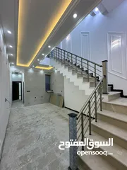  5 للبيع دار سكني مساحه 100 واجهه 4 موقع السيديه ضهر شارع النخل